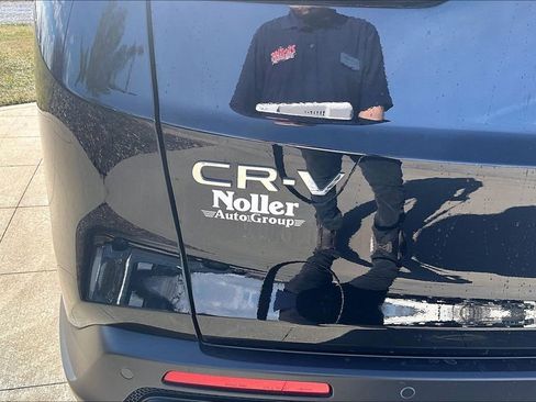 Used 2024 Honda CR-V EX-L image 8