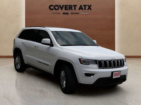 Used 2022 Jeep Grand Cherokee Laredo X RWD image 7