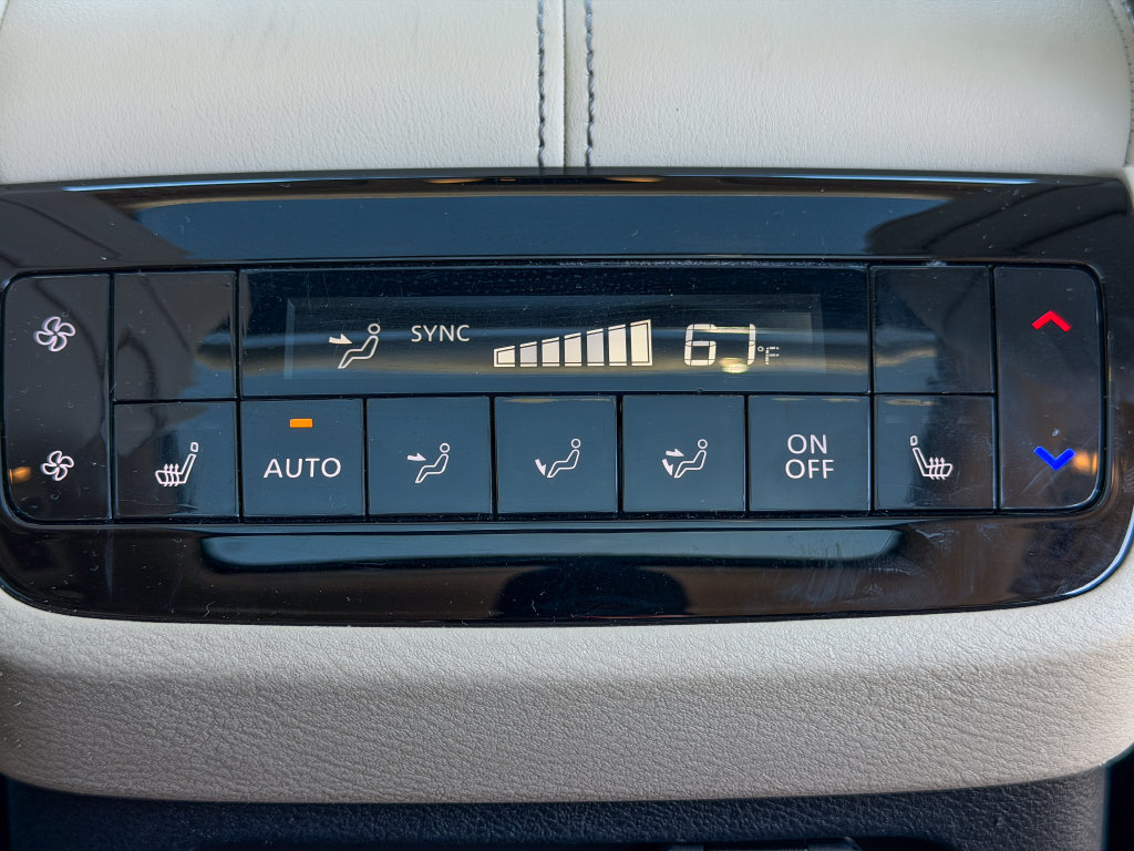 Used 2023 INFINITI QX60 Sensory w/ Vision Package AWD/4WD image 25