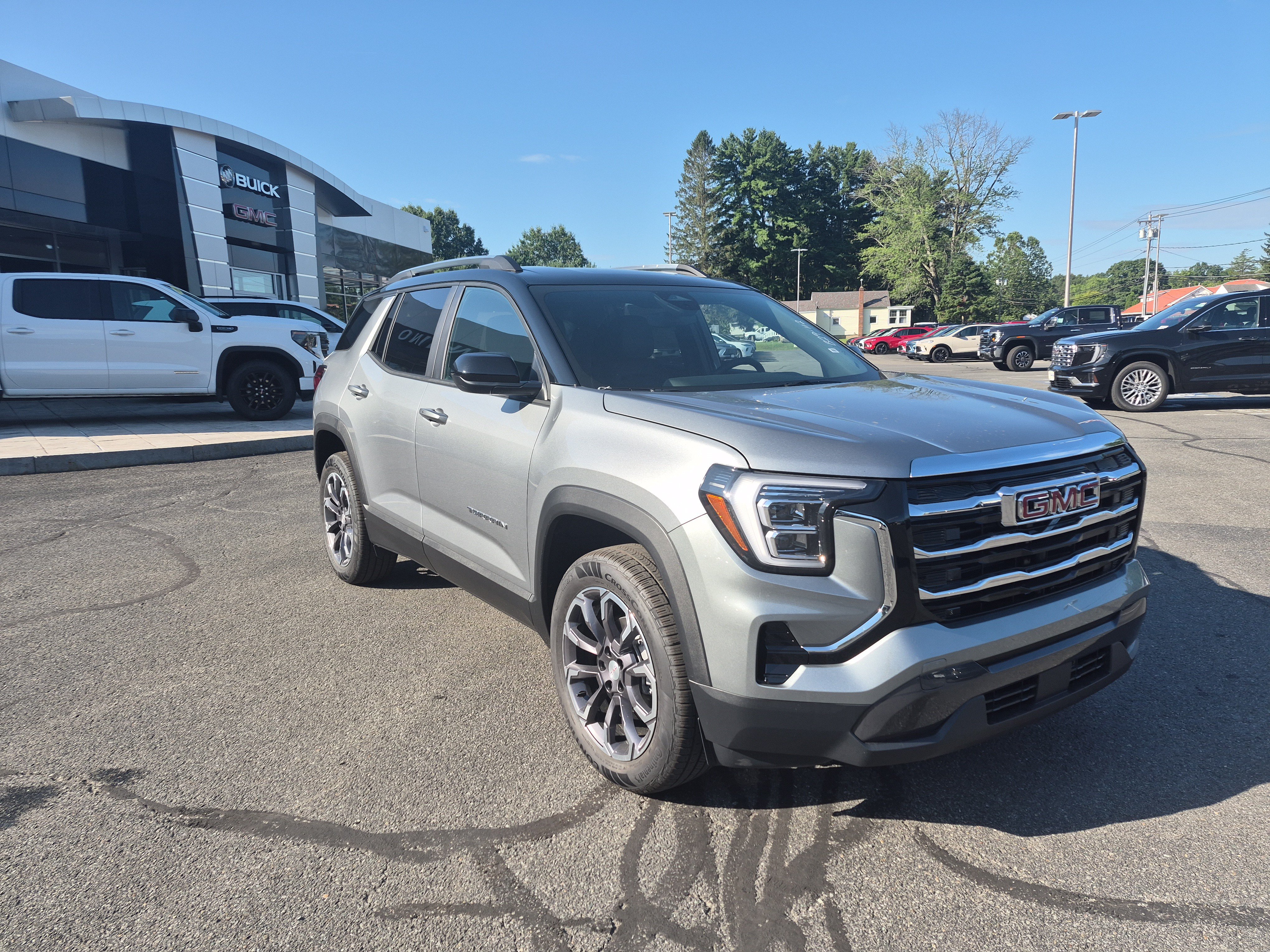 Used 2027 GMC Terrain Elevation w/ Elevation Premium Package AWD/4WD image 7