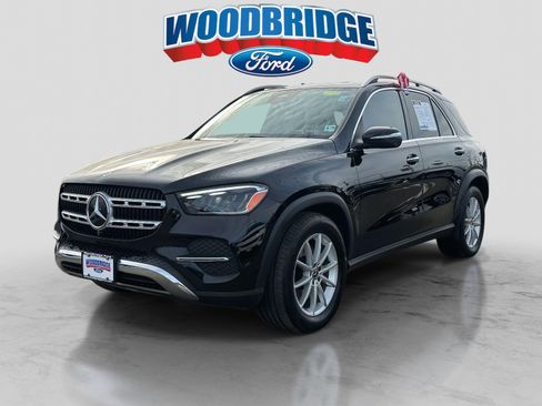 Used 2024 Mercedes-Benz GLE 450e 4MATIC image 2
