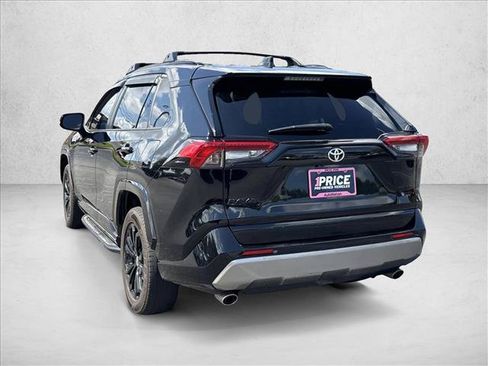 Used 2025 Toyota RAV4 SE w/ Convenience Package AWD/4WD image 7