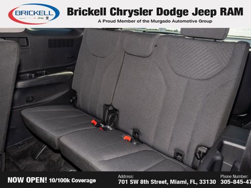 Used 2025 Hyundai Palisade SE image 17