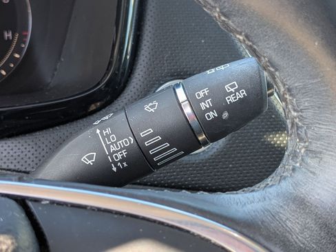 Used 2017 Cadillac XT5 Luxury image 15