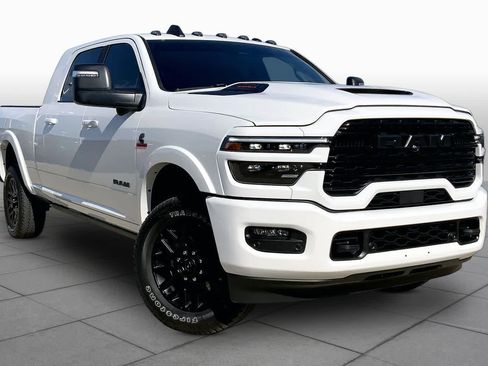 Used 2026 RAM 2500 Limited AWD/4WD image 3