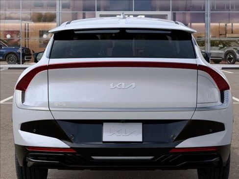 New 2025 Kia EV6 Wind image 13