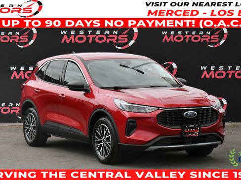 Used 2023 Ford Escape Active w/ Tech Pack #1 AWD/4WD image 1