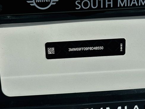 Certified 2023 BMW 330i Sedan RWD image 34