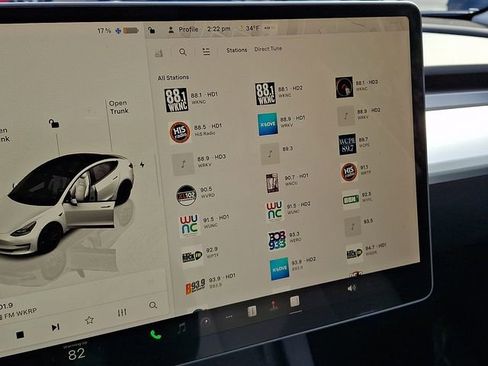 Used 2023 Tesla Model 3 Performance image 22