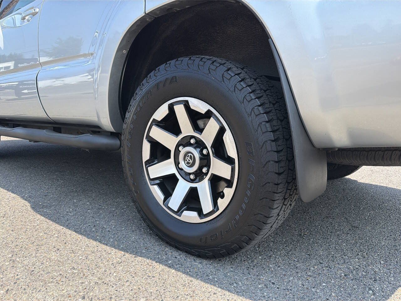Used 2007 Toyota 4Runner Sport AWD/4WD image 3