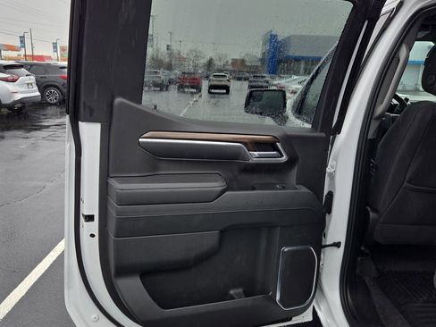 Certified 2025 Chevrolet Silverado 1500 LT image 22