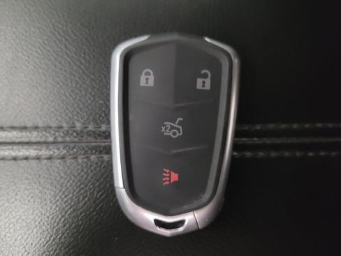 Used 2020 Chevrolet Malibu LT FWD image 32