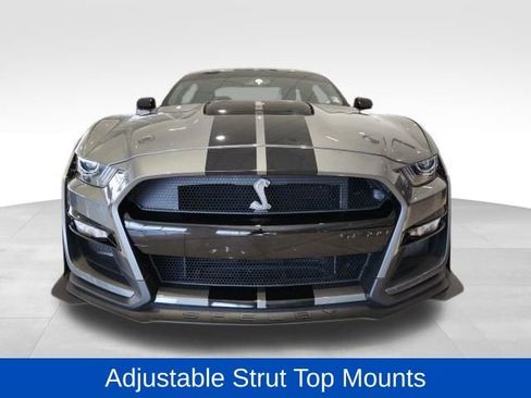 Used 2022 Ford Mustang Shelby GT500 w/ Carbon Fiber Track Pack RWD image 10
