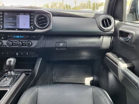Used 2023 Toyota Tacoma TRD Sport w/ TRD Premium Sport Package AWD/4WD image 25
