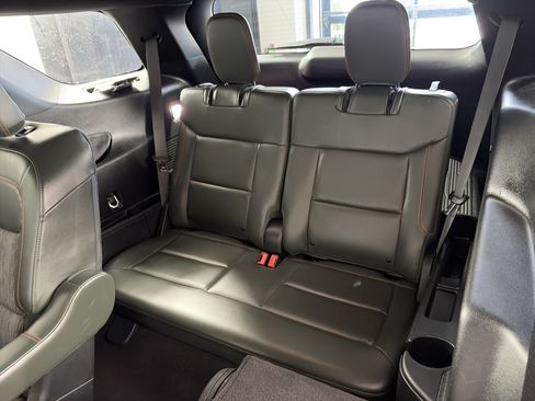 Used 2023 Ford Explorer Timberline AWD/4WD image 8