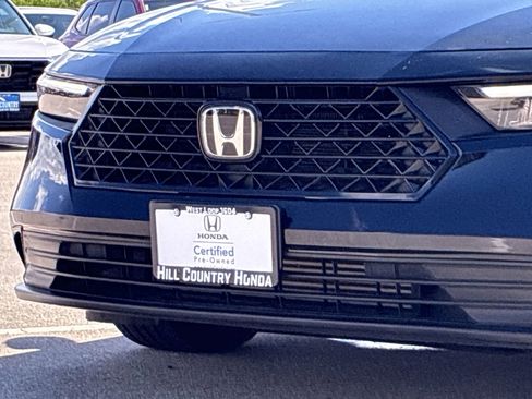 Certified 2025 Honda Accord SE image 12