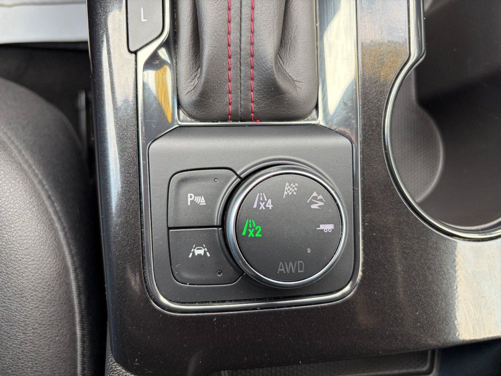 Used 2023 Chevrolet Blazer RS w/ Driver Confidence II Package AWD/4WD image 17