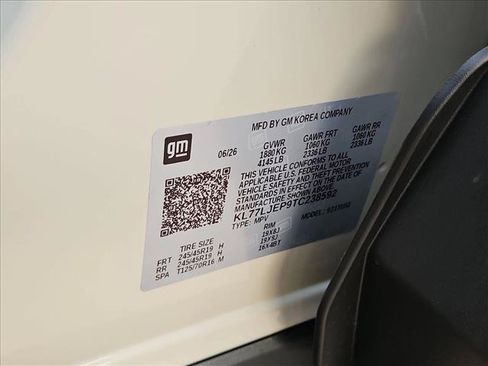 New 2026 Chevrolet Trax RS w/ Sunroof Package FWD image 17