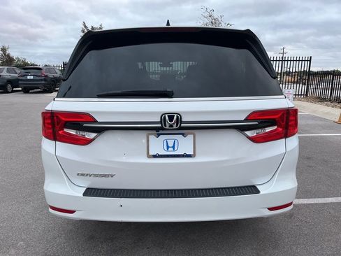 Used 2024 Honda Odyssey EX-L image 5