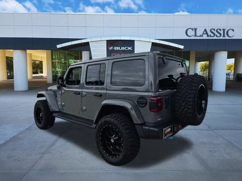 Used 2023 Jeep Wrangler Unlimited Sahara w/ Cold Weather Group AWD/4WD image 6
