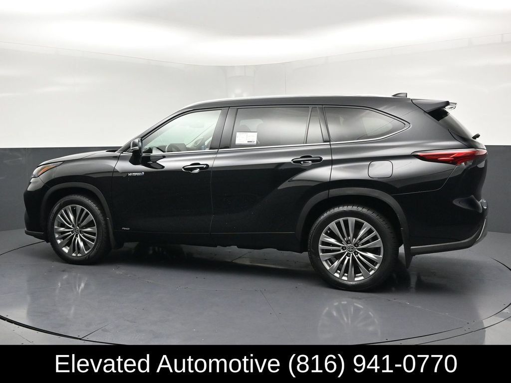 Used 2021 Toyota Highlander Platinum AWD/4WD image 24