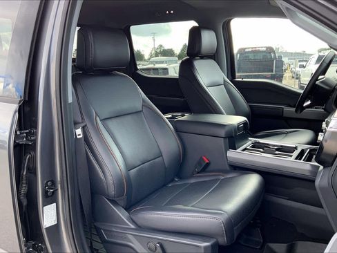 Used 2025 Ford F250 Lariat w/ Tremor Off-Road Package image 8