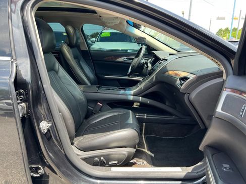 Used 2013 Lincoln MKZ AWD image 12