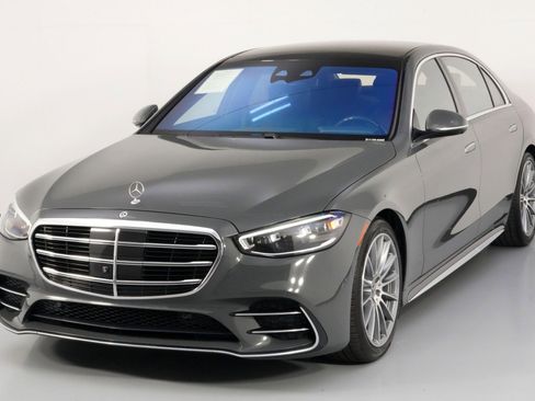 Used 2023 Mercedes-Benz S 500 4MATIC w/ AMG Line image 57