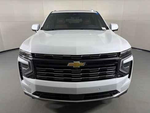 New 2026 Chevrolet Suburban High Country w/ Sun And Tow Package AWD/4WD image 4
