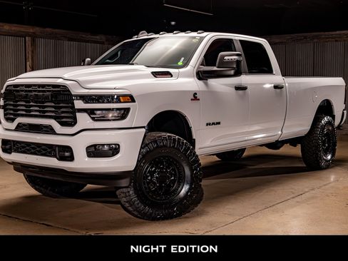 Used 2025 RAM 3500 Big Horn image 5