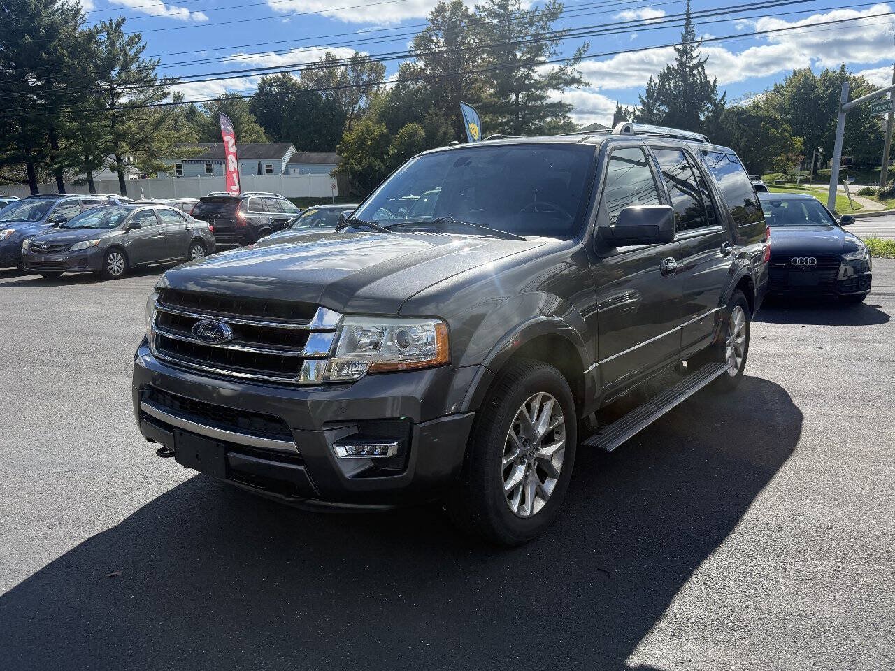 Used 2016 Ford Expedition Limited AWD/4WD image 6