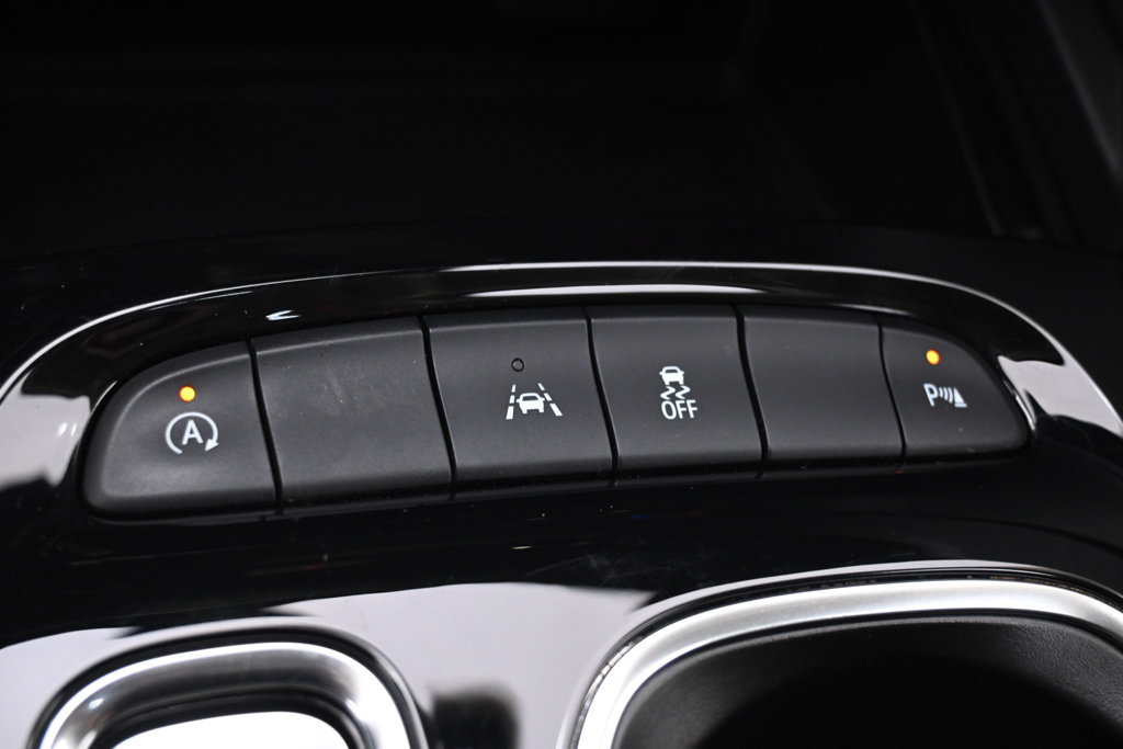 Used 2023 Buick Envision Preferred FWD image 32