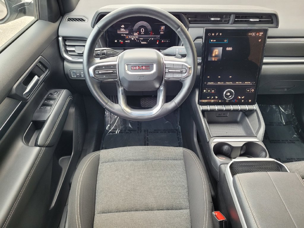Used 2025 GMC Terrain Elevation AWD/4WD image 11