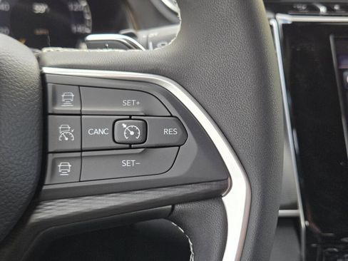 New 2026 Jeep Grand Cherokee L Laredo AWD/4WD image 19