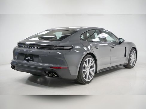 New 2026 Porsche Panamera 4 image 10