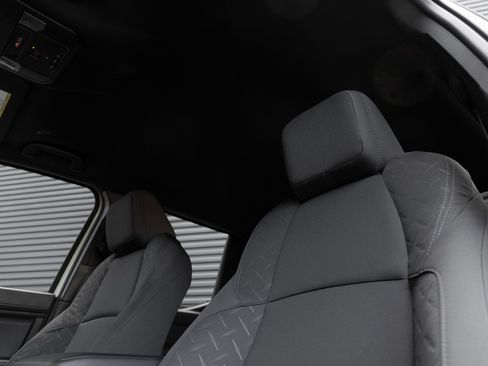 Used 2025 Toyota Tacoma SR5 image 15