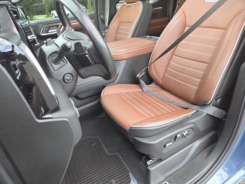Used 2024 GMC Sierra 1500 Denali Ultimate AWD/4WD image 32