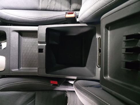 Used 2023 Nissan Frontier SV w/ Technology Package image 26