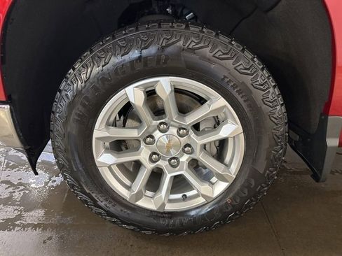 Used 2023 Chevrolet Silverado 1500 LT image 37