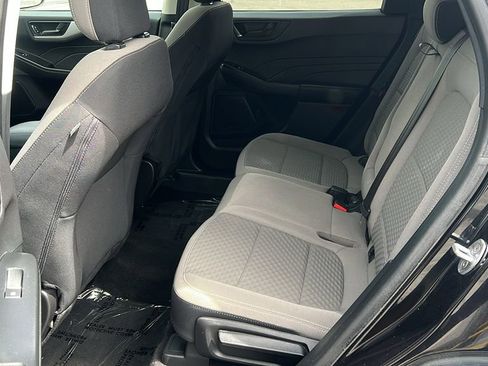 Certified 2022 Ford Escape SE w/ SE Sport Appearance Package FWD image 11