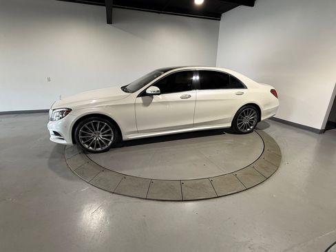 Used 2016 Mercedes-Benz S 550 4MATIC Sedan image 4