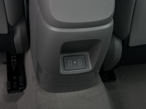 New 2026 Hyundai Elantra Sport FWD image 24