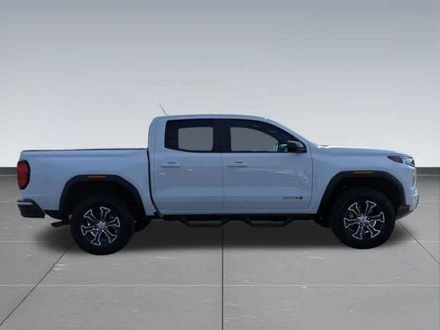Used 2023 GMC Canyon AT4 AWD/4WD image 7
