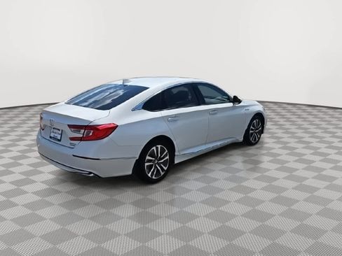Used 2020 Honda Accord Touring image 8