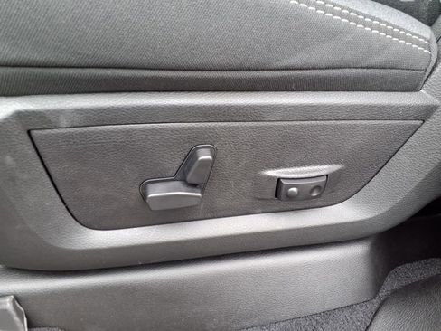 New 2026 RAM 2500 Big Horn AWD/4WD image 21