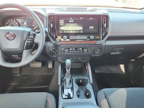 Used 2025 Nissan Frontier PRO-4X w/ Interior Protection Package AWD/4WD image 14