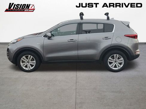 Used 2018 Kia Sportage LX w/ LX Popular Package image 8