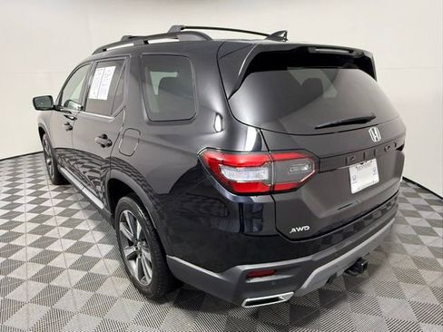 Used 2024 Honda Pilot Elite image 4