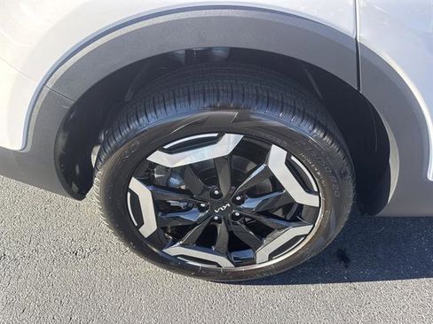 New 2025 Kia Telluride S image 7