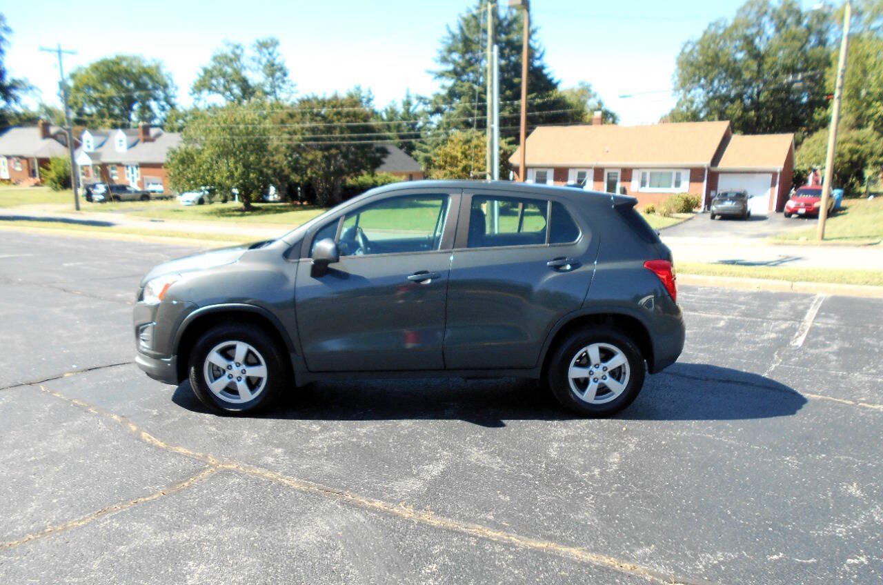 Used 2016 Chevrolet Trax LS AWD/4WD image 3